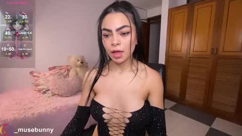 Snapshot of daddysweeeetbody chatting on 09-20-25, 02:01 Sophie online show from 09-20-25, 02:01