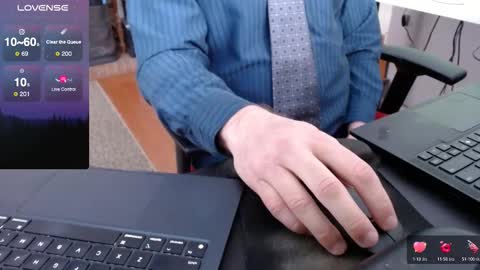 Snapshot of dadssecret69 chatting on 02-20-26, 02:06 DadsSecret online show from 02-20-26, 02:06