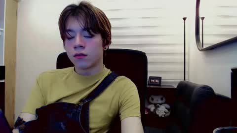 Snapshot of dae_lune chatting on 03-21-26, 01:21 dae_lune online show from 03-21-26, 01:21