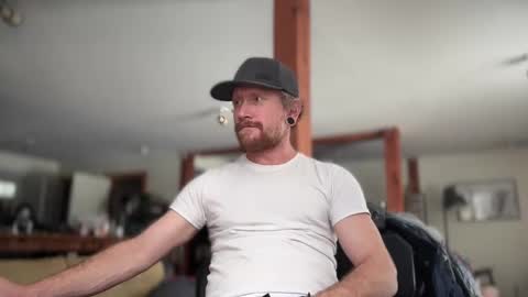 Snapshot of daemon456321 chatting on 02-07-25, 04:35 daemon online show from 02-07-25, 04:35