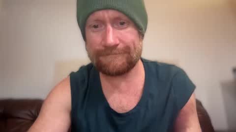 Snapshot of daemon456321 chatting on 02-25-25, 09:46 daemon online show from 02-25-25, 09:46