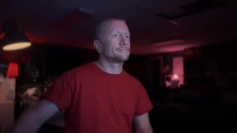 Snapshot of daemon456321 chatting on 10-14-25, 03:18 daemon online show from 10-14-25, 03:18