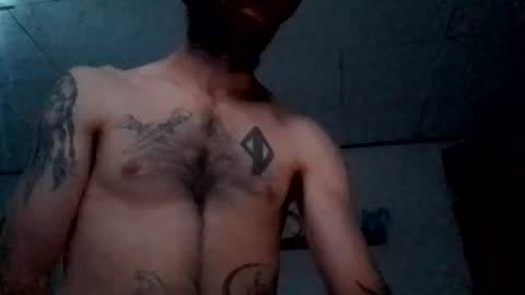 Snapshot of daemoncr chatting on 12-17-25, 07:58 daemoncr online show from 12-17-25, 07:58