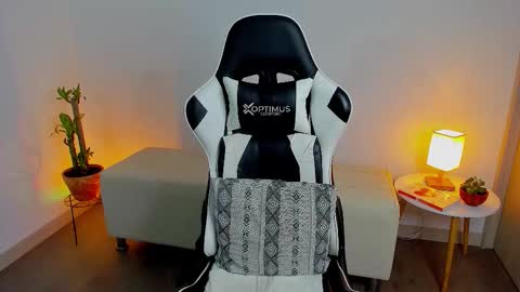 Allan Daf online show from 11-30-25, 04:49