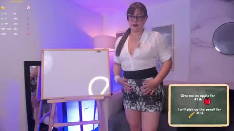 Snapshot of dafne_00 chatting on 01-31-25, 11:46 Dafne online show from 01-31-25, 11:46