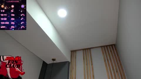 Snapshot of dafne_00 chatting on 11-06-25, 11:44 Dafne online show from 11-06-25, 11:44