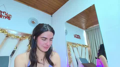 dafne_quenn online show from 01-05-26, 05:27