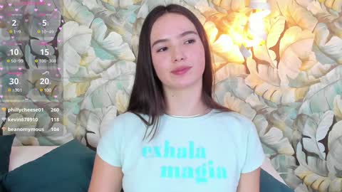 Snapshot of dafnevega chatting on 02-26-25, 01:53 Dafne  online show from 02-26-25, 01:53