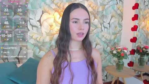 Snapshot of dafnevega chatting on 03-10-25, 10:45 Dafne  online show from 03-10-25, 10:45