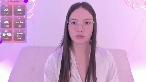 Dafne  online show from 03-31-26, 01:22