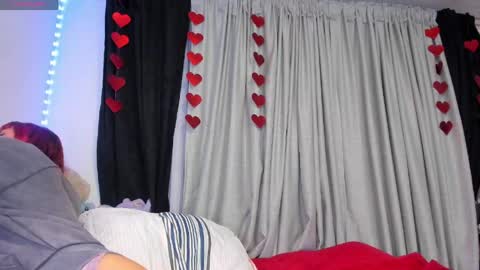 Snapshot of dafnne__hall chatting on 05-02-26, 12:59 Dafnne online show from 05-02-26, 12:59
