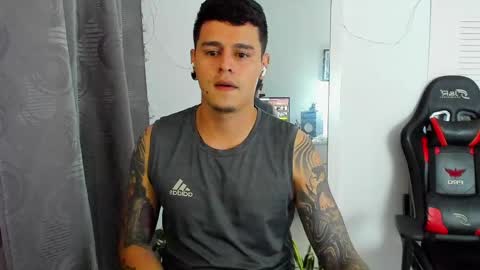 Snapshot of dage_19 chatting on 05-27-26, 03:47 my name is Jhon and I live in colombia online show from 05-27-26, 03:47