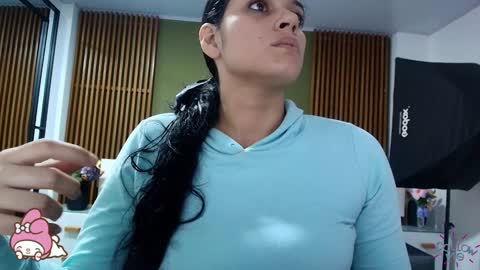 Snapshot of dahiana_spark chatting on 01-12-25, 07:53 Dahiana online show from 01-12-25, 07:53