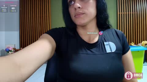 Snapshot of dahiana_spark chatting on 01-25-25, 07:49 Dahiana online show from 01-25-25, 07:49