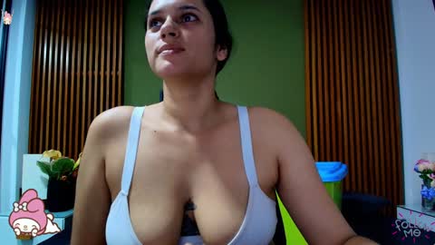 Snapshot of dahiana_spark chatting on 02-03-25, 07:52 Dahiana online show from 02-03-25, 07:52