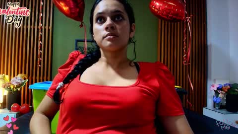 Snapshot of dahiana_spark chatting on 02-14-25, 08:05 Dahiana online show from 02-14-25, 08:05