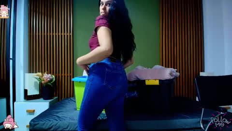 Snapshot of dahiana_spark chatting on 02-22-25, 07:25 Dahiana online show from 02-22-25, 07:25