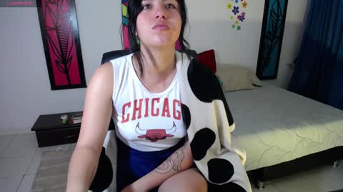 Dahiana online show from 01-19-25, 11:01