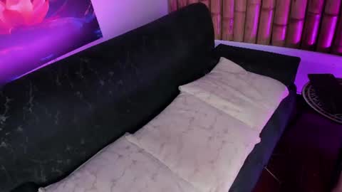 Dahiane  online show from 07-28-26, 04:39