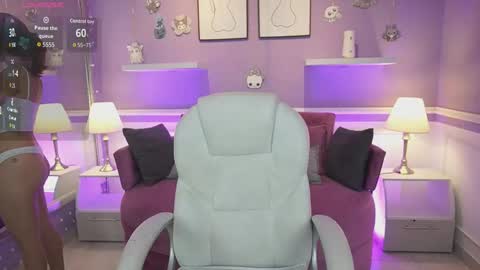 Dahlia Grey online show from 10-25-25, 11:40