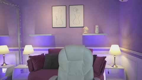 Dahlia Grey online show from 11-19-25, 11:43