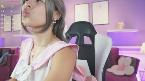 Dahlia Grey online show from 03-30-26, 11:33