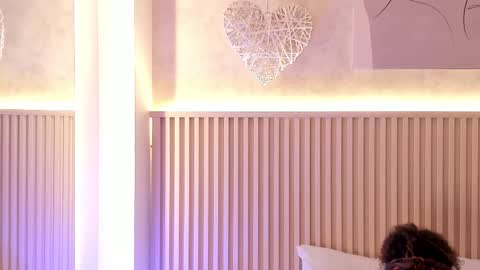 Daiana online show from 10-12-25, 07:24