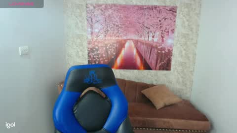 Snapshot of daiana_m chatting on 01-07-25, 07:17 Daiana online show from 01-07-25, 07:17