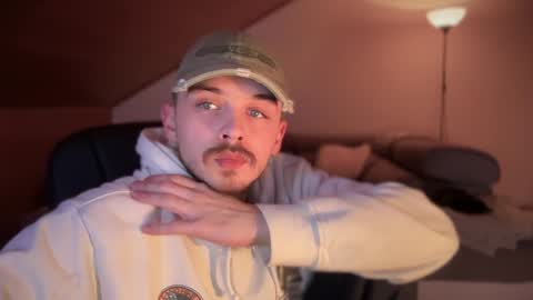 Daimon  online show from 02-05-25, 01:04