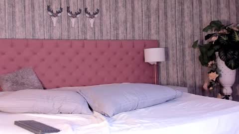 Snapshot of daimondjohnson chatting on 12-20-25, 09:33 Daimond Johnson online show from 12-20-25, 09:33