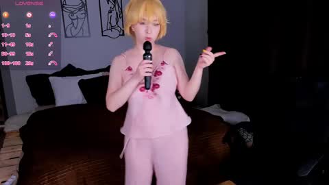 Snapshot of daine_pastry chatting on 03-11-25, 01:12 Dainy is here online show from 03-11-25, 01:12