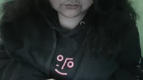 Snapshot of daisnconfusion_ chatting on 02-20-25, 05:18 daisnconfusion_ online show from 02-20-25, 05:18