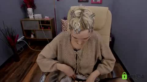 Snapshot of daisy__sweet chatting on 02-20-26, 11:00 daisy__sweet online show from 02-20-26, 11:00