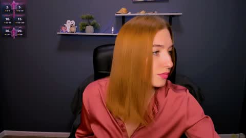 Snapshot of daisy_candy chatting on 12-10-24, 01:22 Little Di online show from 12-10-24, 01:22