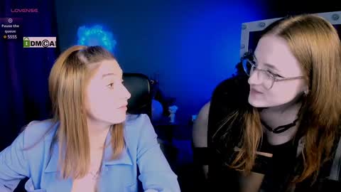 Snapshot of daisy_candy chatting on 02-04-25, 11:27 Little Di online show from 02-04-25, 11:27