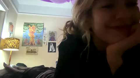 DaisyB3 online show from 12-28-24, 10:03