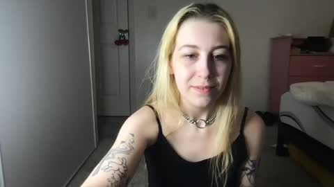 daisymynx online show from 05-14-26, 06:53