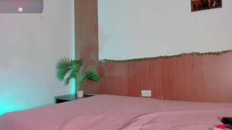 Snapshot of daisytaylor_ chatting on 05-31-26, 12:01 Daisy online show from 05-31-26, 12:01