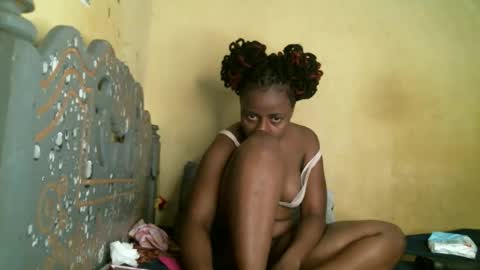 daisyy_delight online show from 06-03-26, 02:33