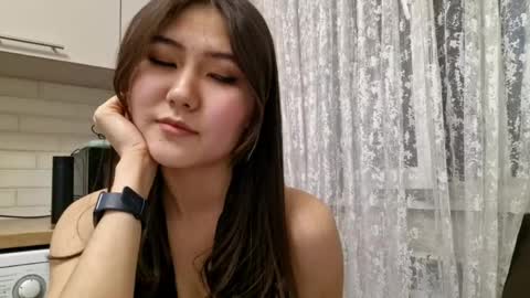 Snapshot of daisyzebley chatting on 05-19-26, 02:34 Jasmin online show from 05-19-26, 02:34