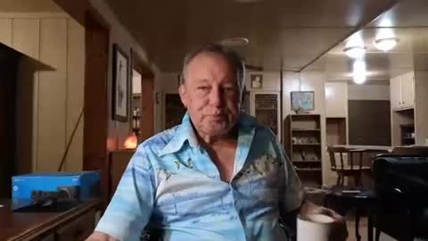 Snapshot of dakit2 chatting on 10-24-25, 01:18 dakit online show from 10-24-25, 01:18