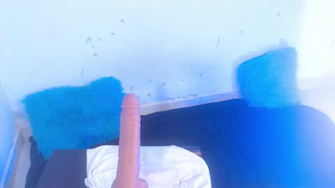 VALENTINA  online show from 09-22-25, 06:59