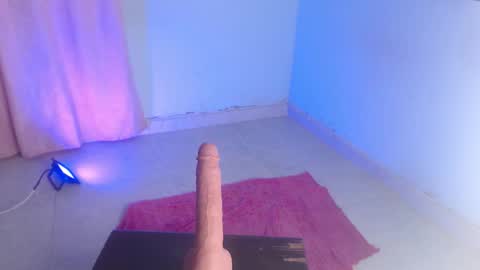 VALENTINA  online show from 10-27-25, 07:56