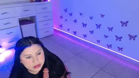 VALENTINA  online show from 03-08-26, 04:27