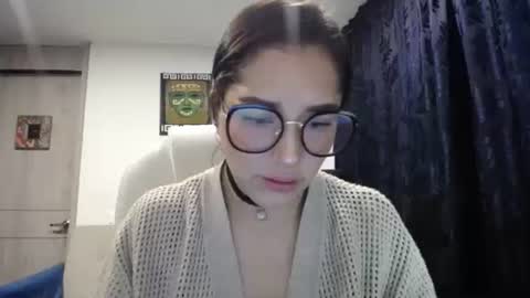 IG  dakotasofiaa online show from 03-01-25, 02:48