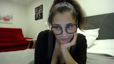 IG  dakotasofiaa online show from 12-02-25, 01:22