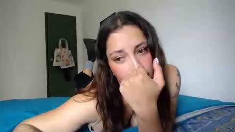 IG  dakotasofiaa online show from 03-11-26, 07:53