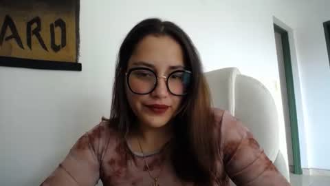 IG  dakotasofiaa online show from 03-30-26, 06:53