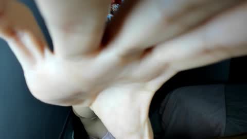 Snapshot of dakota_candy chatting on 09-18-25, 04:31 Daniela online show from 09-18-25, 04:31