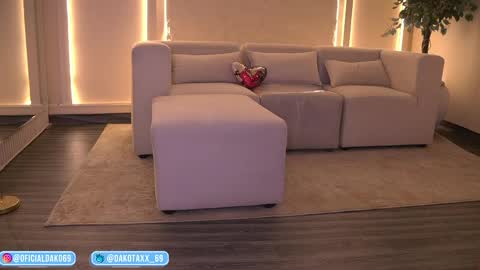 dako online show from 05-21-26, 01:01